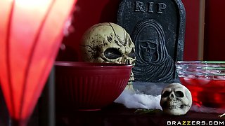 The Men In Plastic Masks With Jordan Ash, Alanah Rae, Nikki Sexx, Carlo Carerra - Brazzers