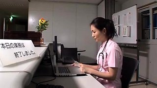 Amateur Asian College Teen Gives Blowjob