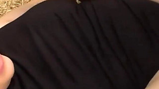 Big ass girl having sex in the park