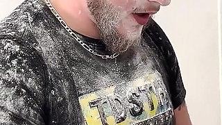 Naughty Pastry, the Couple's Zizi Cake