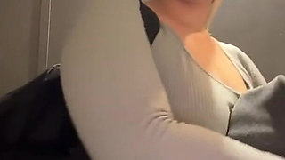 Masturbate in the Gym so Hard