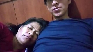 Desi Aunty Demands More Milk - Indian MILF Cheating in Hotel Room - Homemade HD