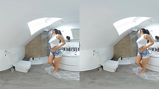 Roxy M, Shower Tease - Shower Striptease Shaved Pussy Big Ass