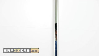 BRAZZERS - Blake Blossom Wants A Proper Dicking From Her College Friend Before Hitting The Books