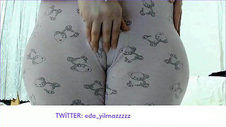 Camel Toe - Turkish MILF