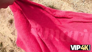 Watch amorous Stanley Johnson and Olivia Westsun's porn