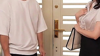 Gender Reversal. a Mature Slut Harem Competing for a Husband. 1