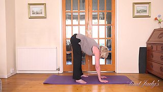 Nude granny yoga unbelievable solo scene