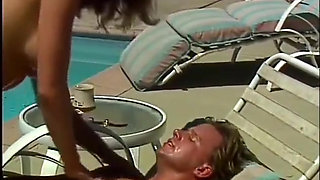 Pussy licking anal penetrated in the garden