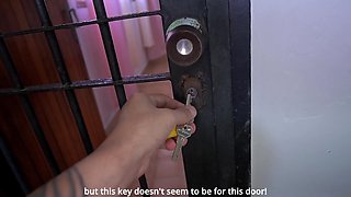 Curvy busty Latina seduced her neighbor and got some cam on her face
