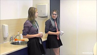 Restricting_ropes, grey, corporate