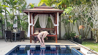Nude Yoga: Balance Practice Workout - Grey Desire