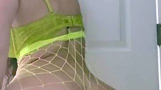 Horny Webcam Babe Solo Masturbation