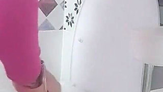 Toilet and Very Wet Pee: My Passion