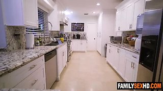 Hot Stepsister Melody Foxx Peeps on Stepbro in Shower - Blowjob & Taboo Sex