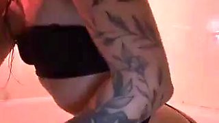 Valeriankaa bonga: Amateur, Brunette  Bathroom Porn