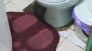 Stepmother Saw How Her Stepson Was Watching Her and Gave It in the Ass in the Bathroom, Cum in Her Mouth