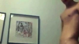 Cute Twink's Sexy Webcam Handjob
