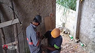 Eletricista Fala Que Gosta De Comer Um Cu So Pra Meter No Ajudante 10 Min With The Hunter Black
