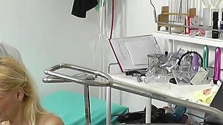 Mature Gyno - Mature Blonde Likes Pissing and Fucking Machine with Her Crazy Doc