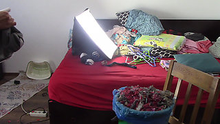 Amateur wife vacuums the house. A sexy stepmom has fun naked with roses.