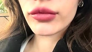 Shy_priincess masturbates in public toilet