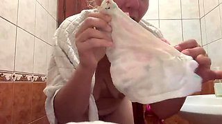 Hot MILF Mom Gives Step Son Special Day 3 Gift - Dirty Talk & Pussy Play
