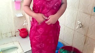 Bhabhi Change Her Dress Hotel Washroom