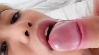Hairy Filipina pussy swallows foreign cock