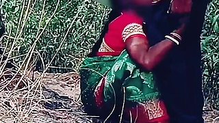 A Village Chitting Wife Fucking with a College Student in Forest