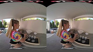 Boogie Nights In Venice Beach With Anna Claire Clouds - Gorgeous Blonde Pornstar POV Blowjob and Fucking