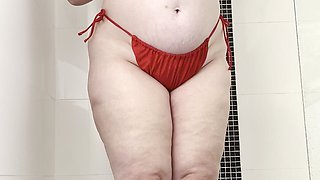 BBW Orgasms in Shower