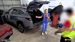 Roadside Gets Her Car And Her Pussy Worked On - G I Joey And Ashley Tee