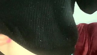 Big boob brunette masturbates on webcam