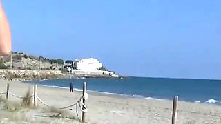 Beach fuck with young skinny slut
