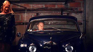 Coquette ventures into much harder lands… - Jacquie et Michel TV