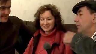 Pretty Lady With Tousled Hairstyle Has Fun Having Sex