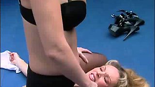 Coral vs tanya wrestling