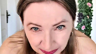Mature MILF Loves Shake Huge Tits and Play with BBC
