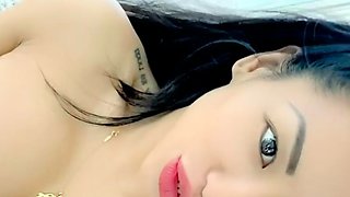 Omege japanese girl with big boobs on cams