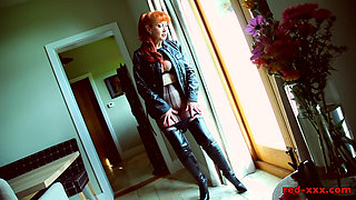 Thighboots and Pantyhose