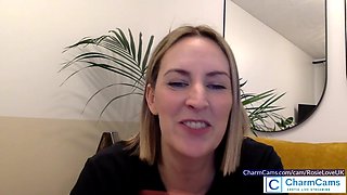 RosieLoveUK Online sex chat at CharmCams