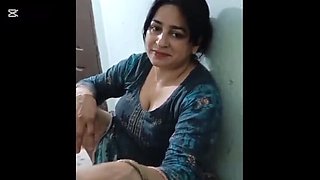 Desi Friend's Stepmom Fucked Hard at Home - Gulnazkhan123 Big Tits & Ass