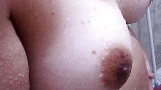 I WANT TO FEEL YOUR WARM CUM DRIPPING DOWN ON ME.