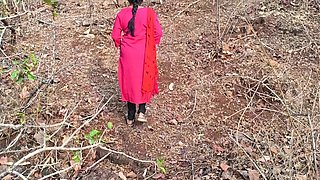 Bhabhi Forest- Young Bhabhi Comes to the Forest on the Pretext of Going to the Bathroom and Gets Her Ass Fucked by Her Boyfriend