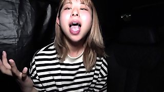 Sportive cfnm bitch giving blowjob