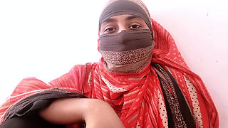 My Stepmom Cought Me and We Have a Hardcore Fucking. My Stepmom Love to Have My Big Cock in Her Pussy