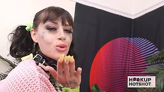 Skinny Slut CC Doll Bryan Loves To Get Fucked By Gozzling!