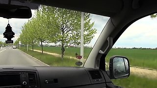 Curvy Simony Diamond Enters Breed Bus