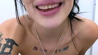 Melissa_crazy russian toilet camwhore
